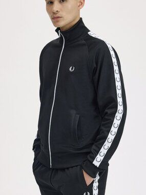 NWT FRED PERRY JACKET SIZE L